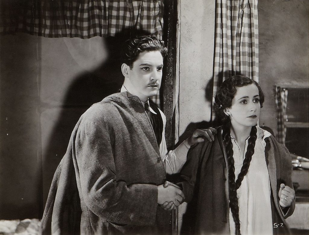 Robert Donat and Peggy Ashcroft in The 39 Steps (1935, dir. Alfred Hitchcock)